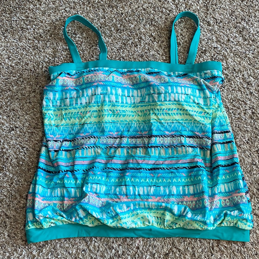 🛍️2 for $6.00🛍️ Mint Tribal Striped Bathing Suit Top